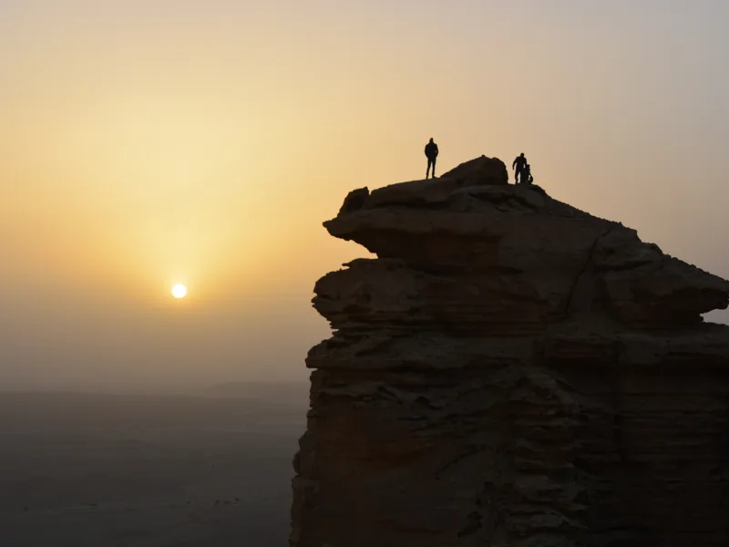 حافة العالم قرب الرياض — السعودية